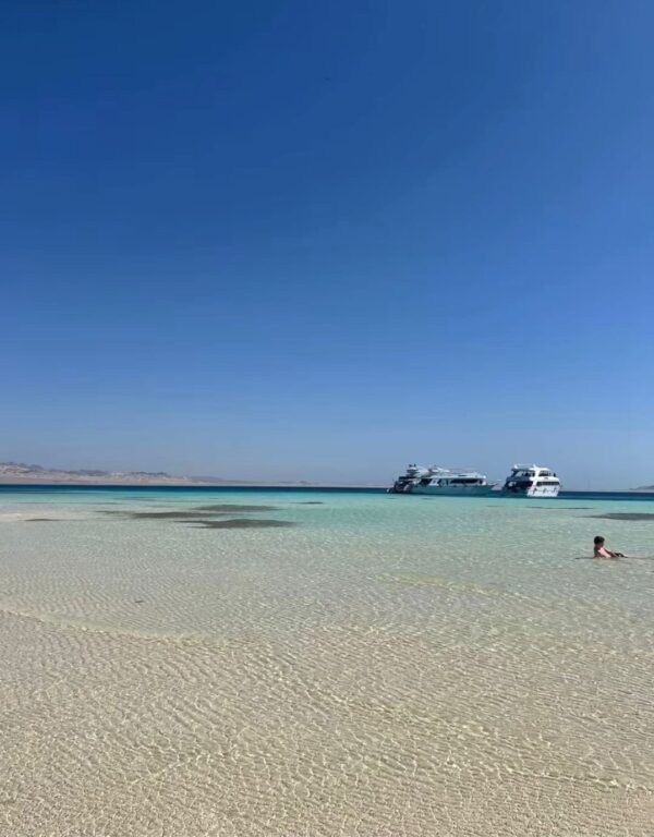 Private Boat (Pre-booking only contact on whatsapp to book) - Image 13